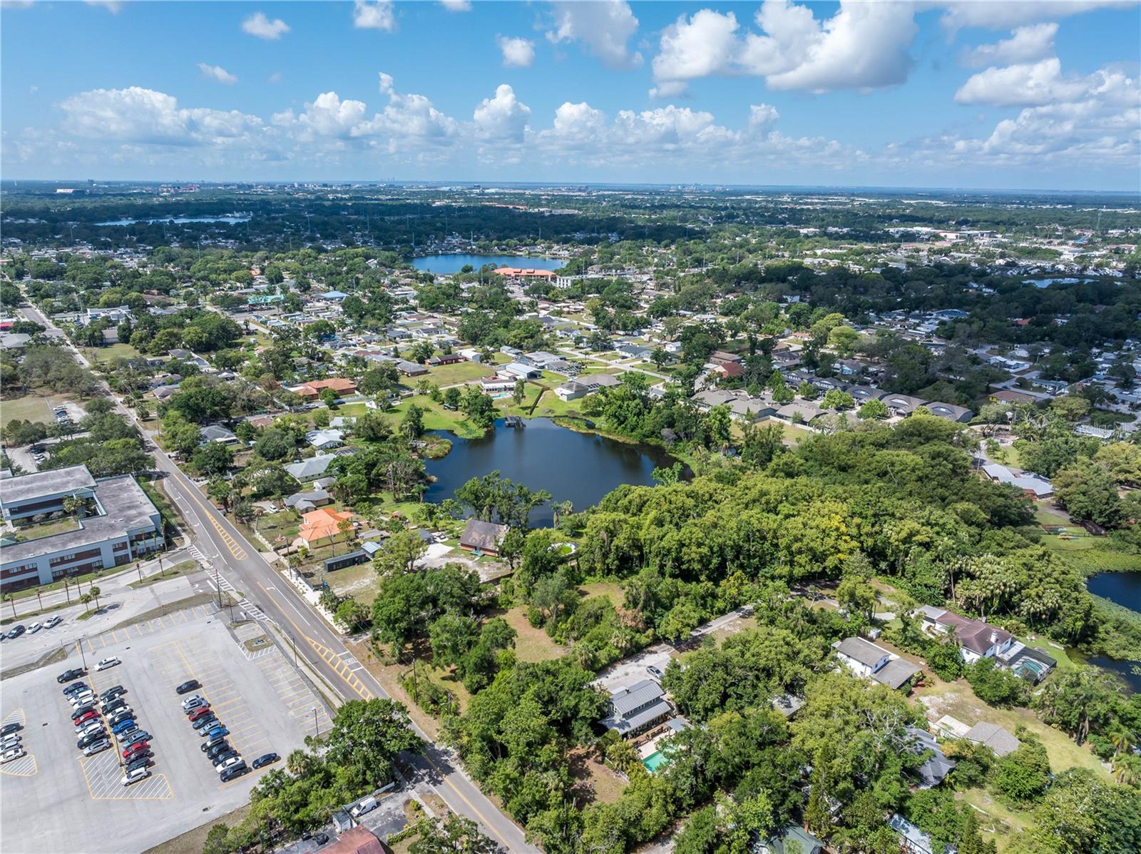 8616 N HABANA AVE, TAMPA, FL, 33614