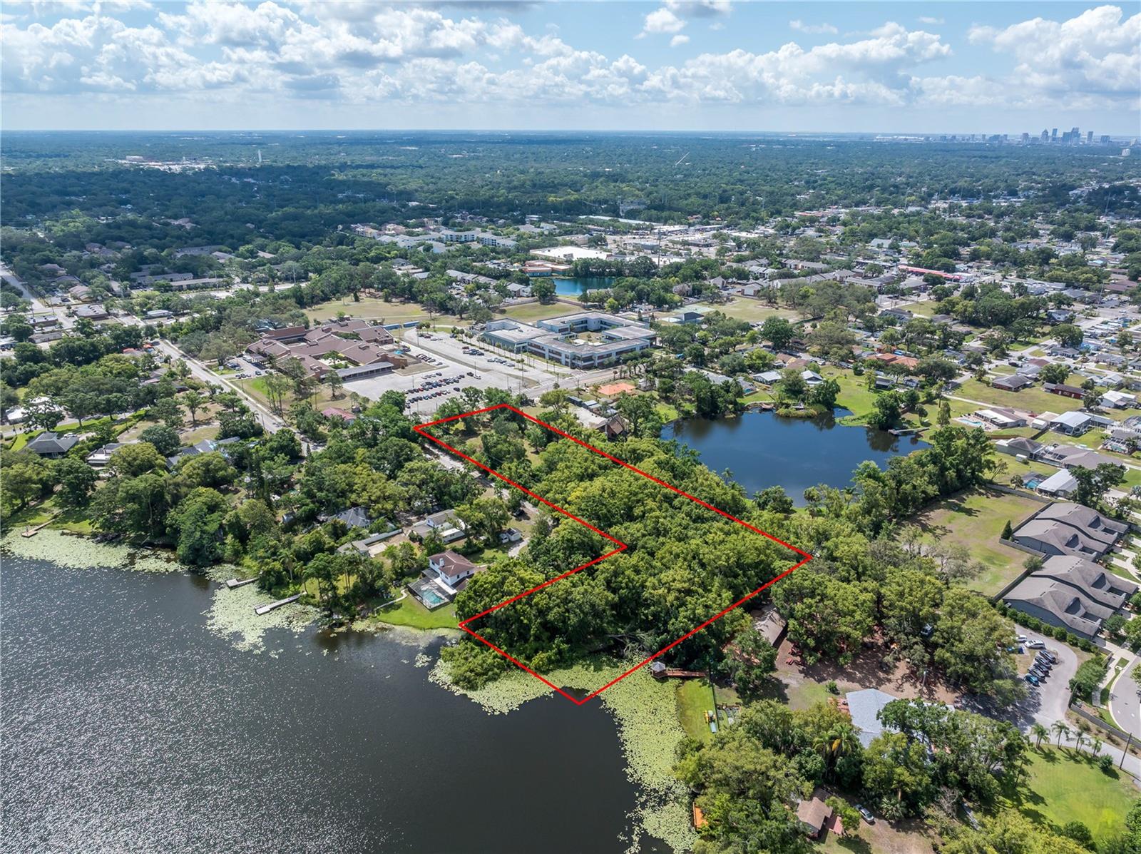 8616 N HABANA AVE, TAMPA, FL, 33614