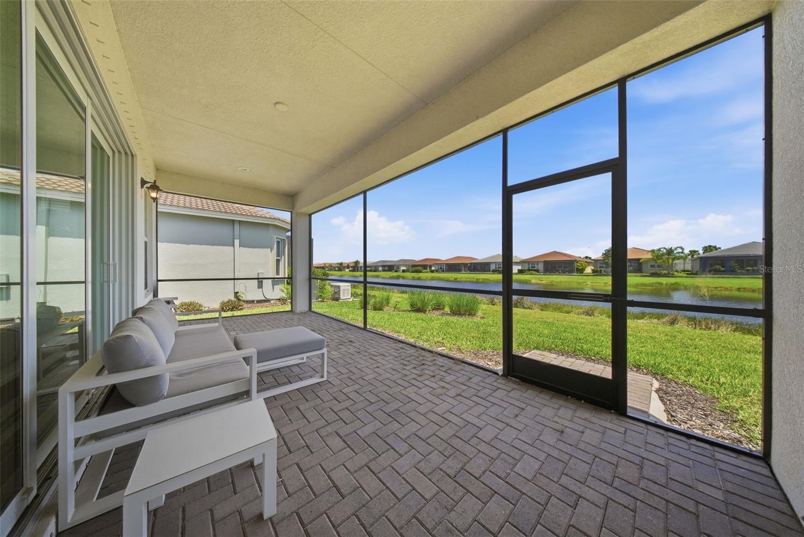 15528 CORONA DEL MAR DR, WIMAUMA, FL, 33598