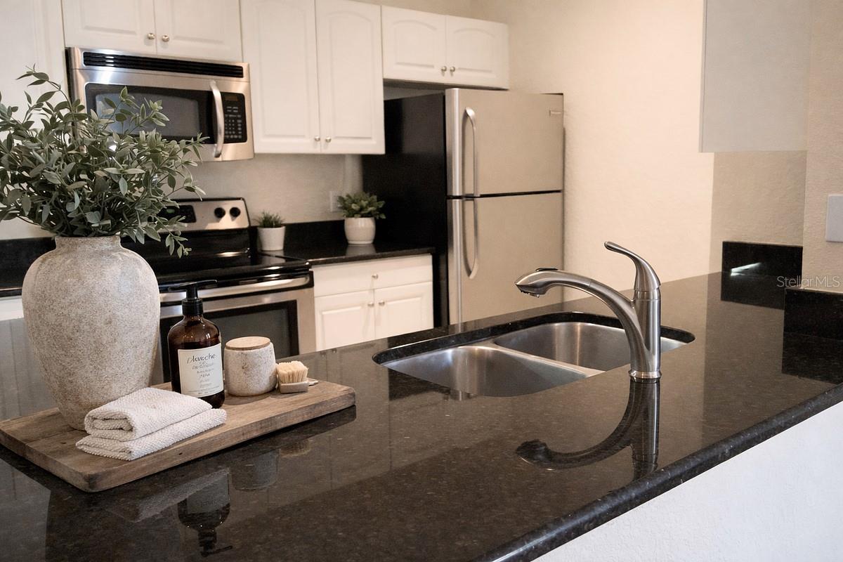 860 N ORANGE AVE #440, ORLANDO, FL, 32801