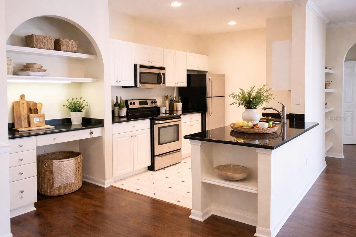 860 N ORANGE AVE #440, ORLANDO, FL, 32801