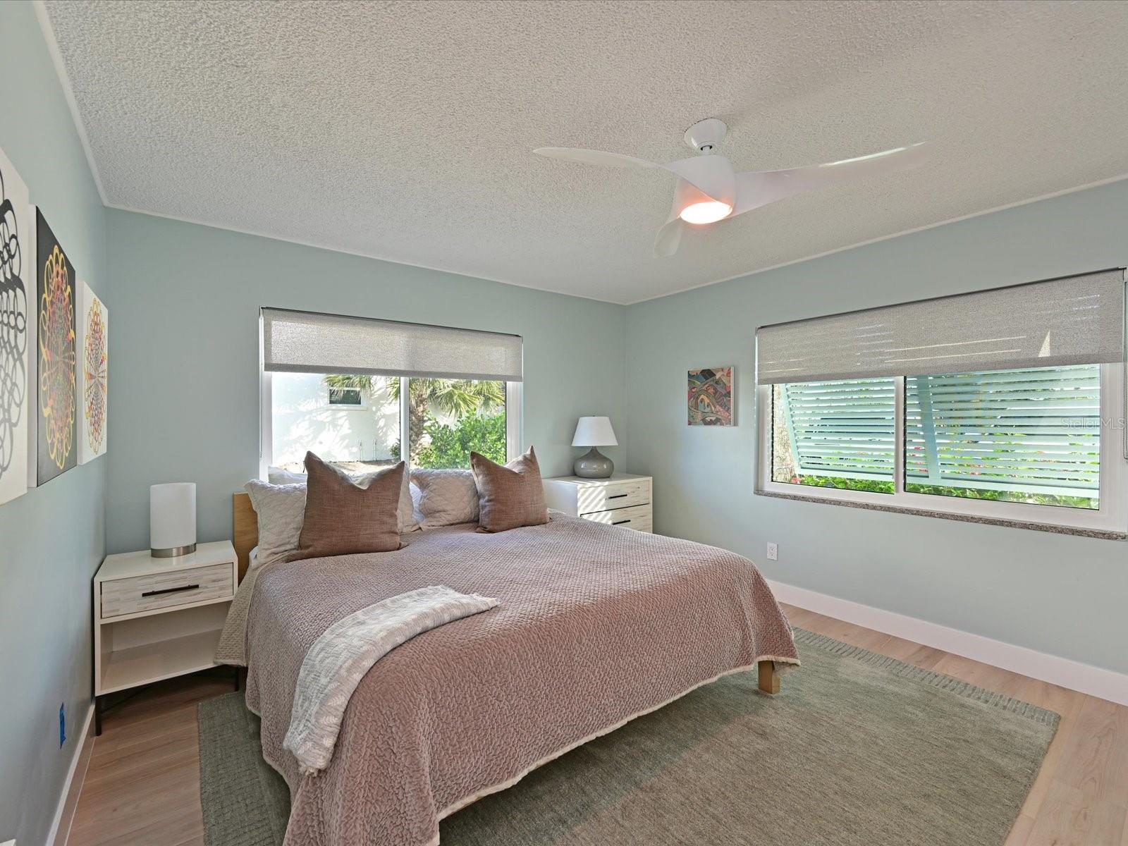 5591 GULF OF MEXICO DR #4, LONGBOAT KEY, FL, 34228