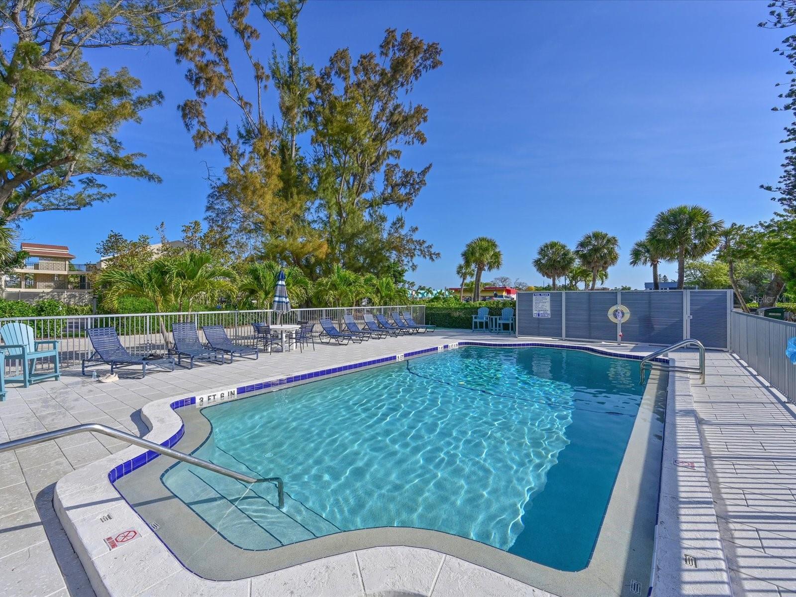 5591 GULF OF MEXICO DR #4, LONGBOAT KEY, FL, 34228