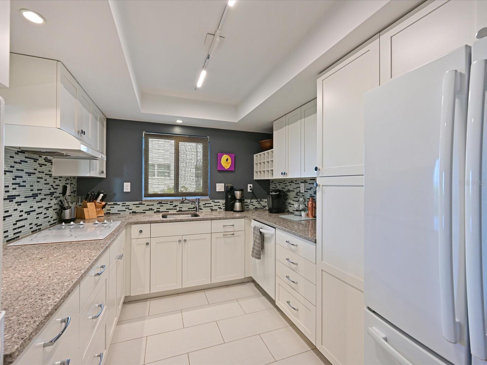 5591 GULF OF MEXICO DR #4, LONGBOAT KEY, FL, 34228