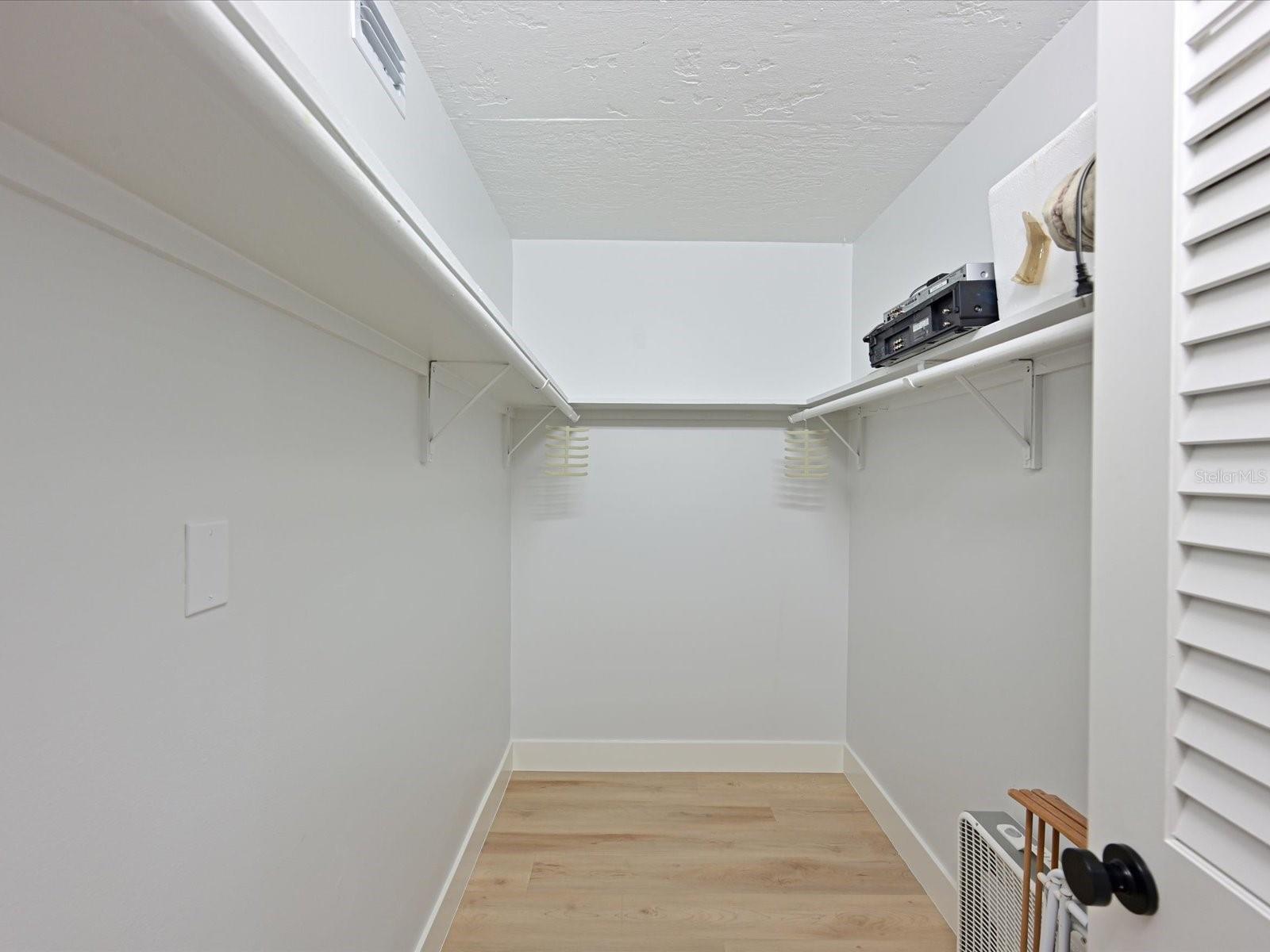 5591 GULF OF MEXICO DR #4, LONGBOAT KEY, FL, 34228