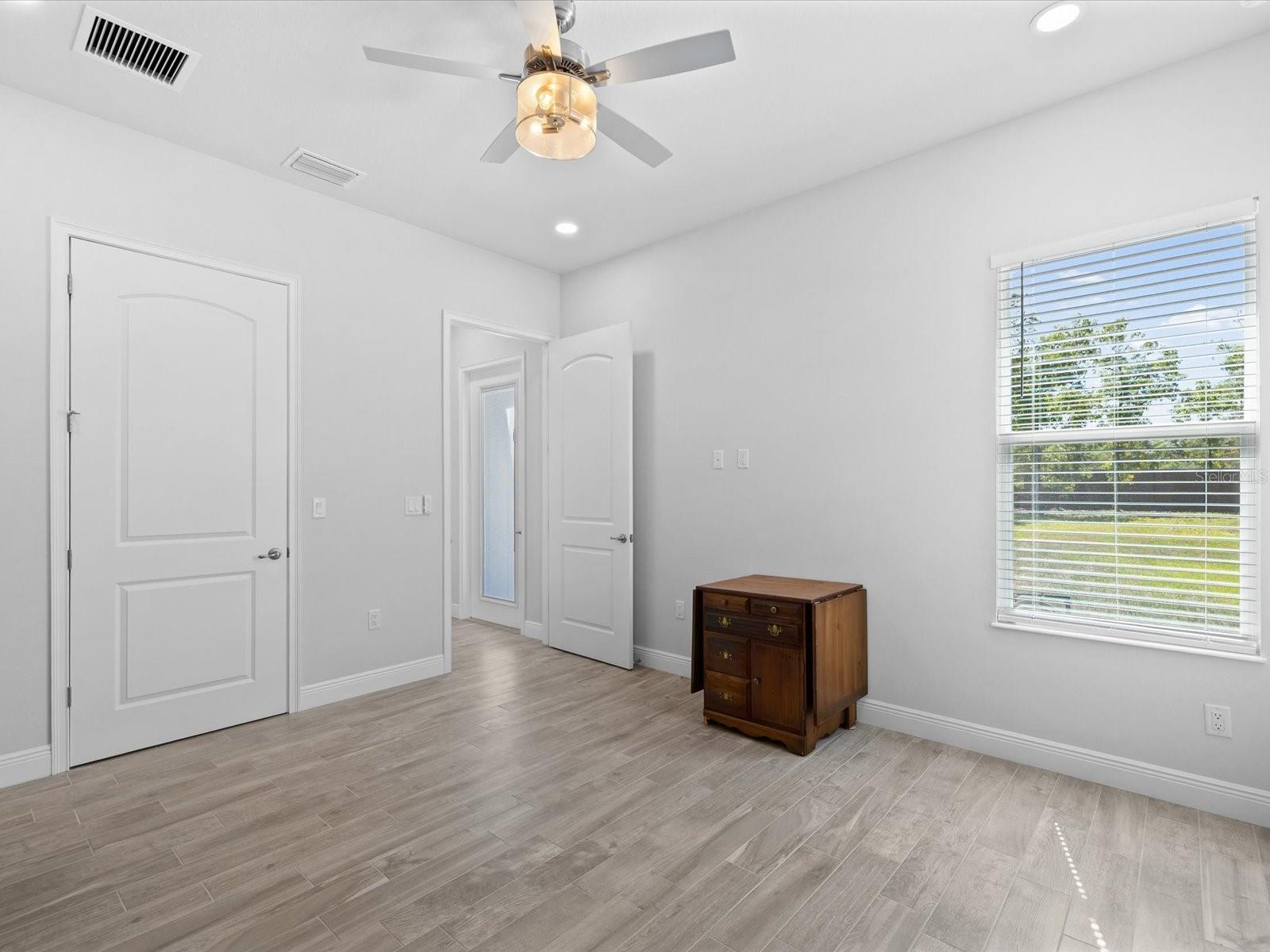 11981 ROBINA RD, WEEKI WACHEE, FL, 34614