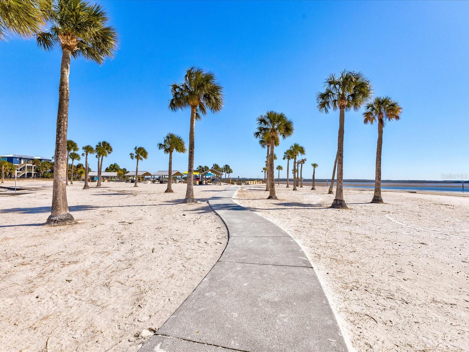 11981 ROBINA RD, WEEKI WACHEE, FL, 34614