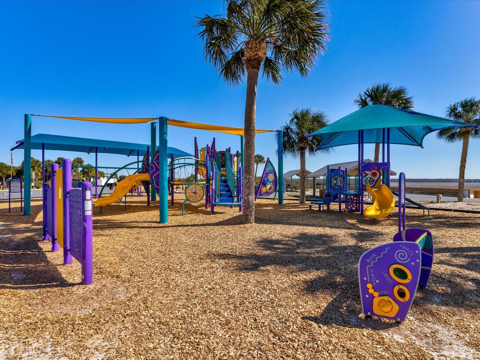 11981 ROBINA RD, WEEKI WACHEE, FL, 34614