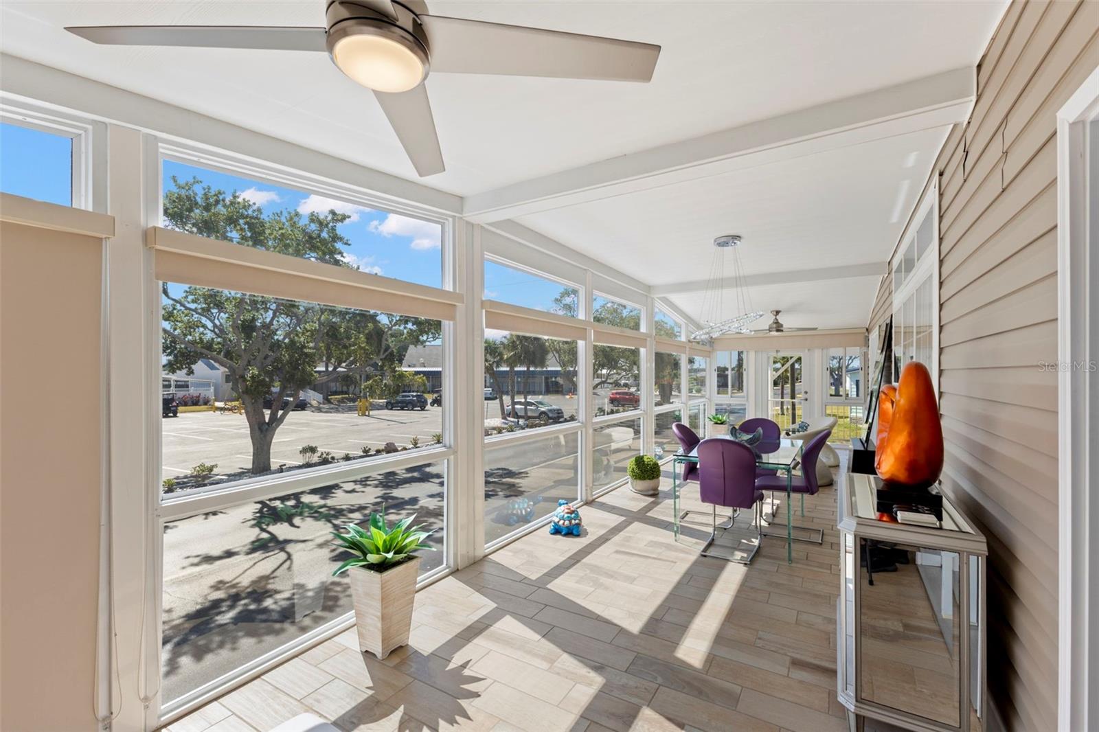 7300 AMERICANA DR NE #143, ST PETERSBURG, FL, 33702