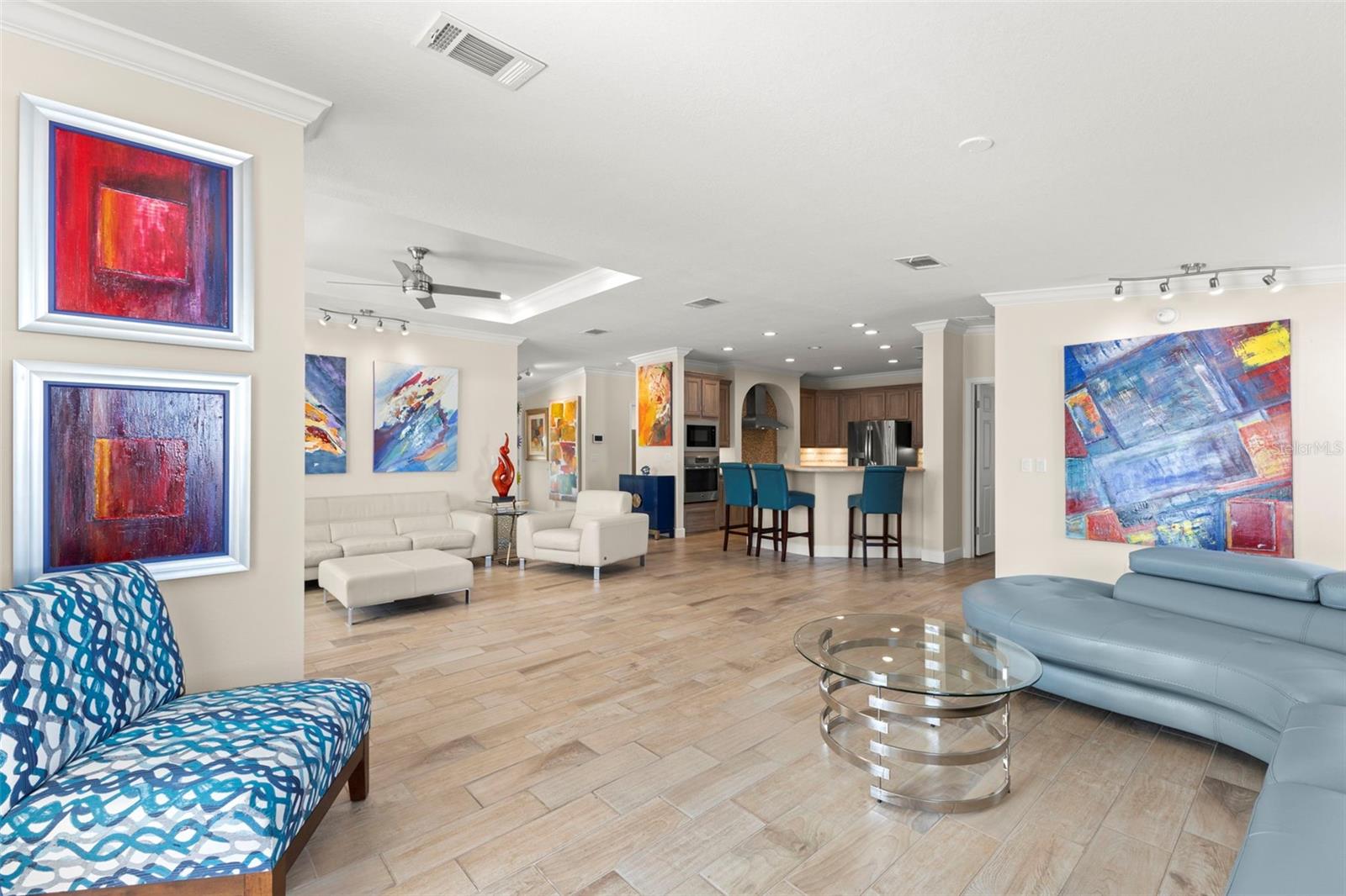 7300 AMERICANA DR NE #143, ST PETERSBURG, FL, 33702