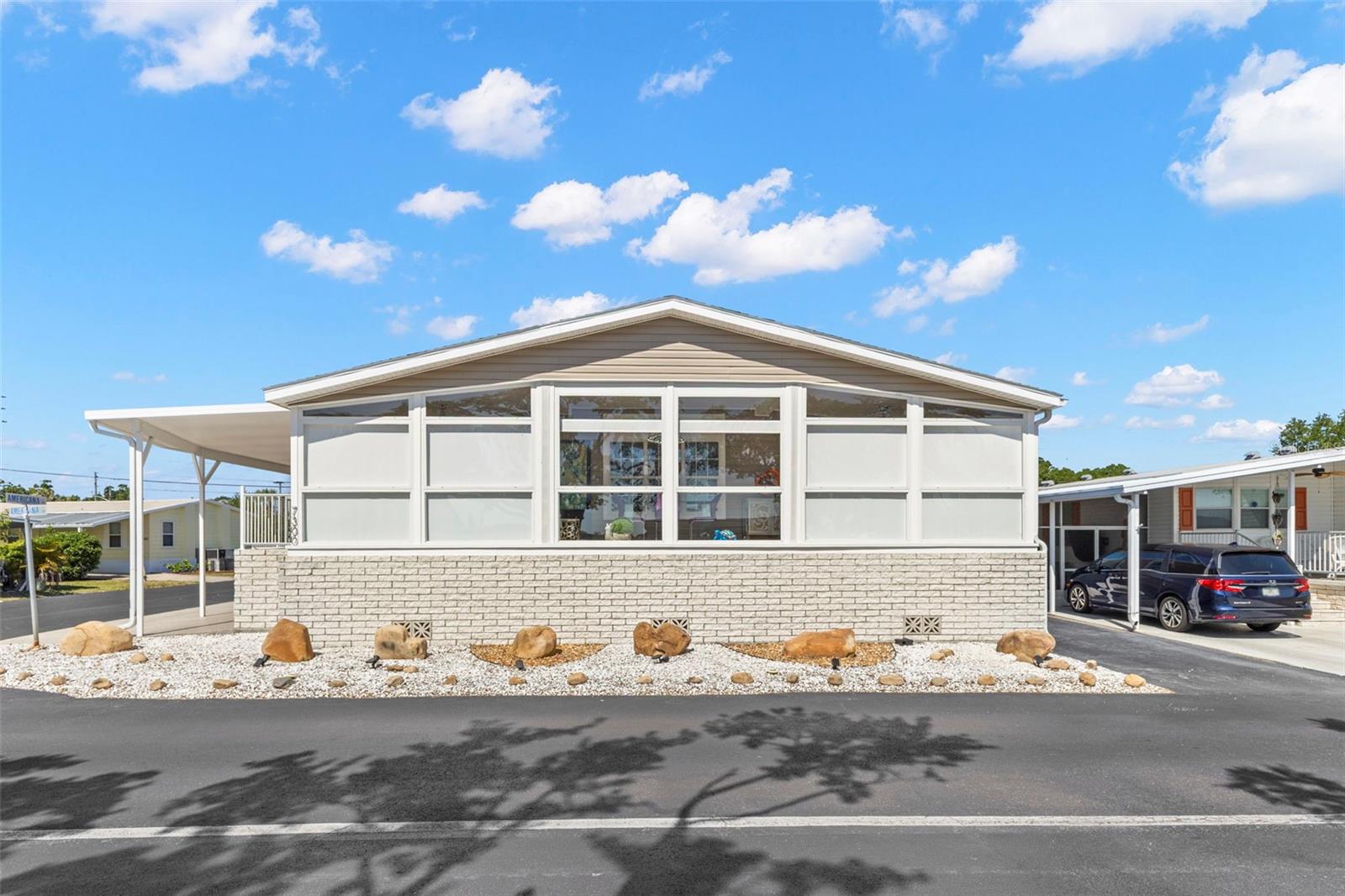 7300 AMERICANA DR NE #143, ST PETERSBURG, FL, 33702