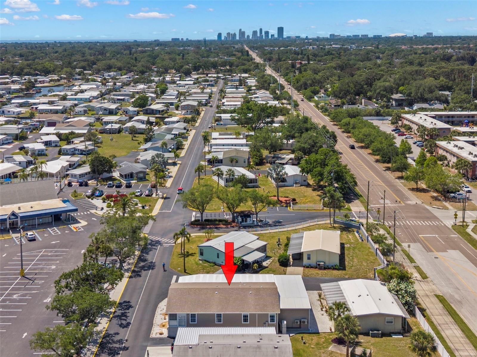 7300 AMERICANA DR NE #143, ST PETERSBURG, FL, 33702