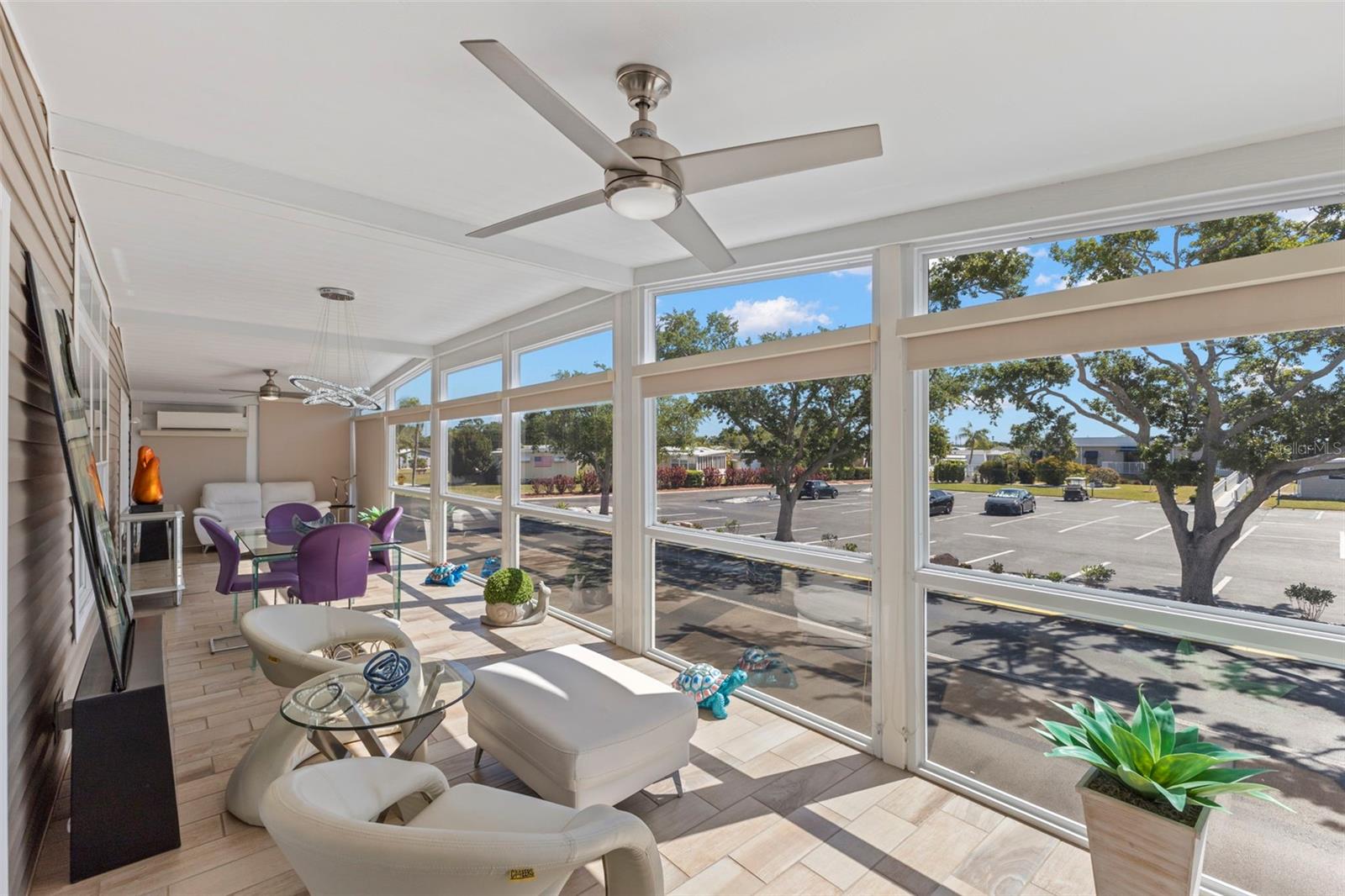 7300 AMERICANA DR NE #143, ST PETERSBURG, FL, 33702