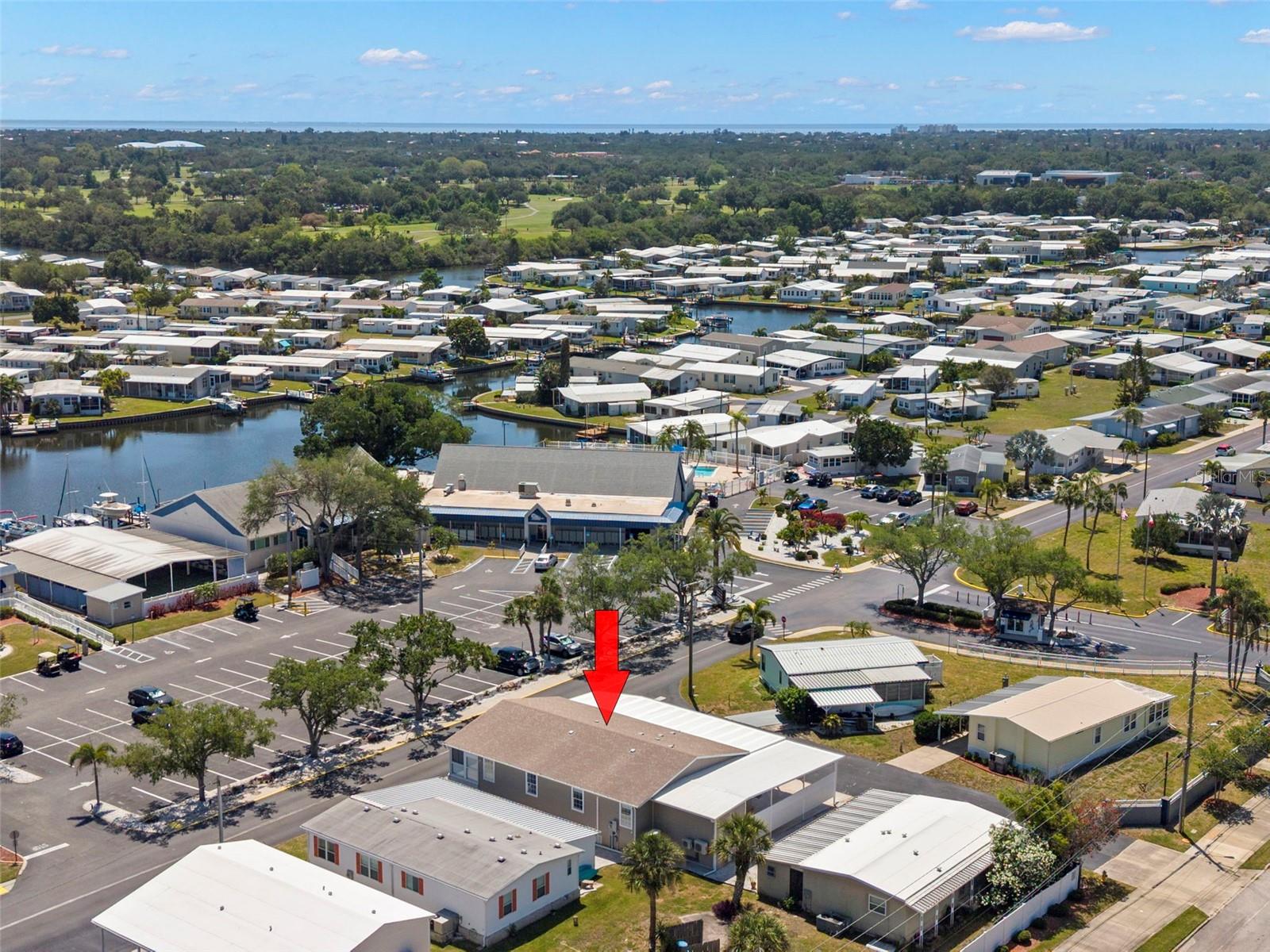 7300 AMERICANA DR NE #143, ST PETERSBURG, FL, 33702