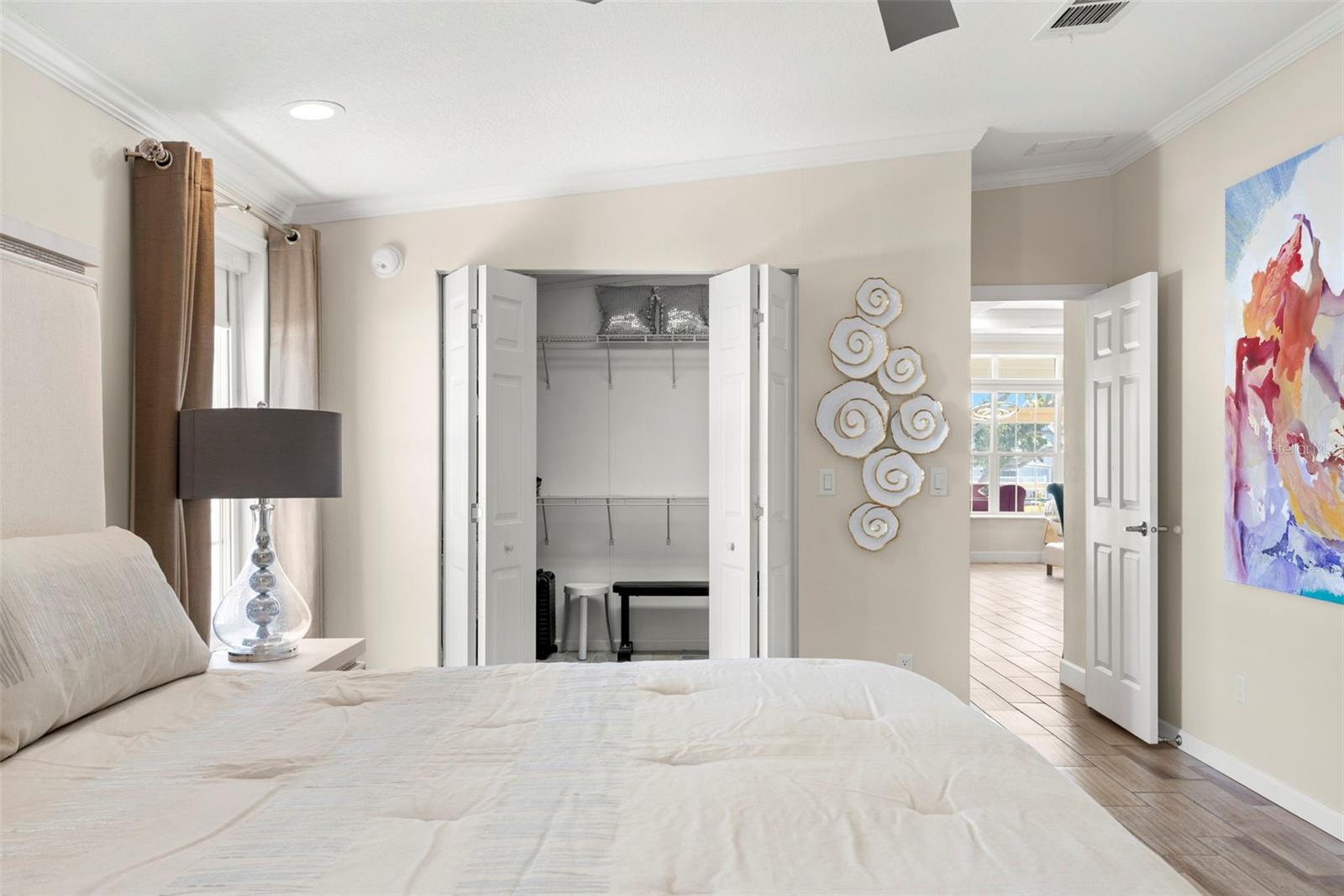 7300 AMERICANA DR NE #143, ST PETERSBURG, FL, 33702