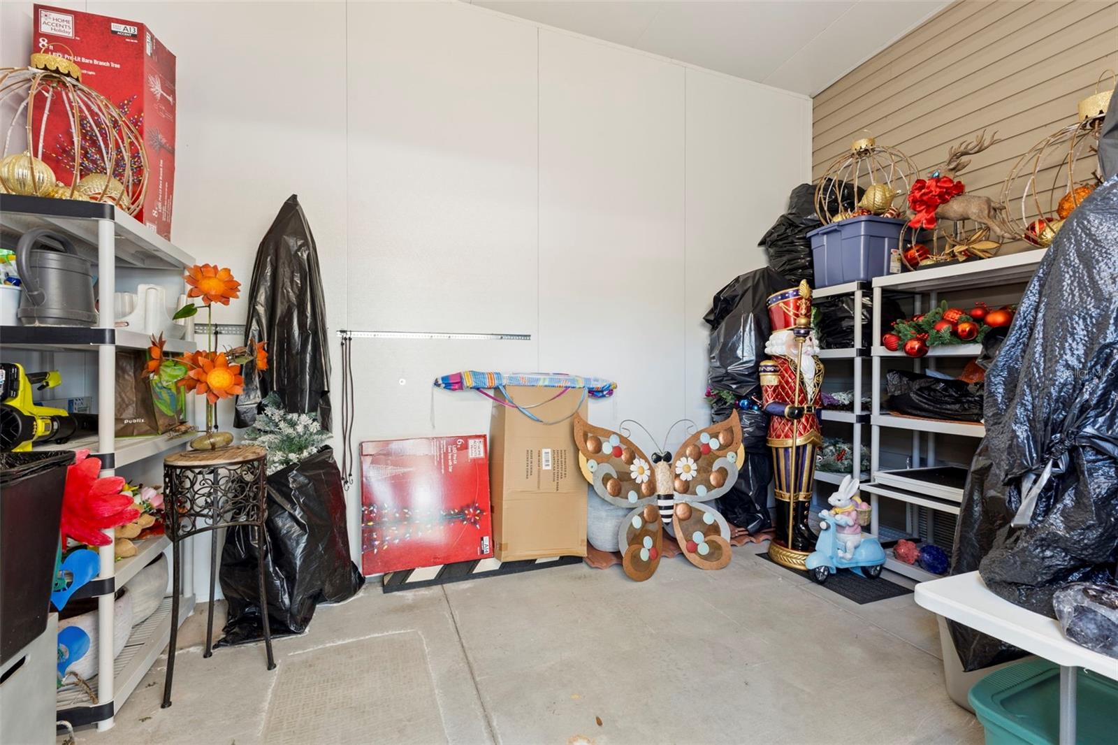 7300 AMERICANA DR NE #143, ST PETERSBURG, FL, 33702