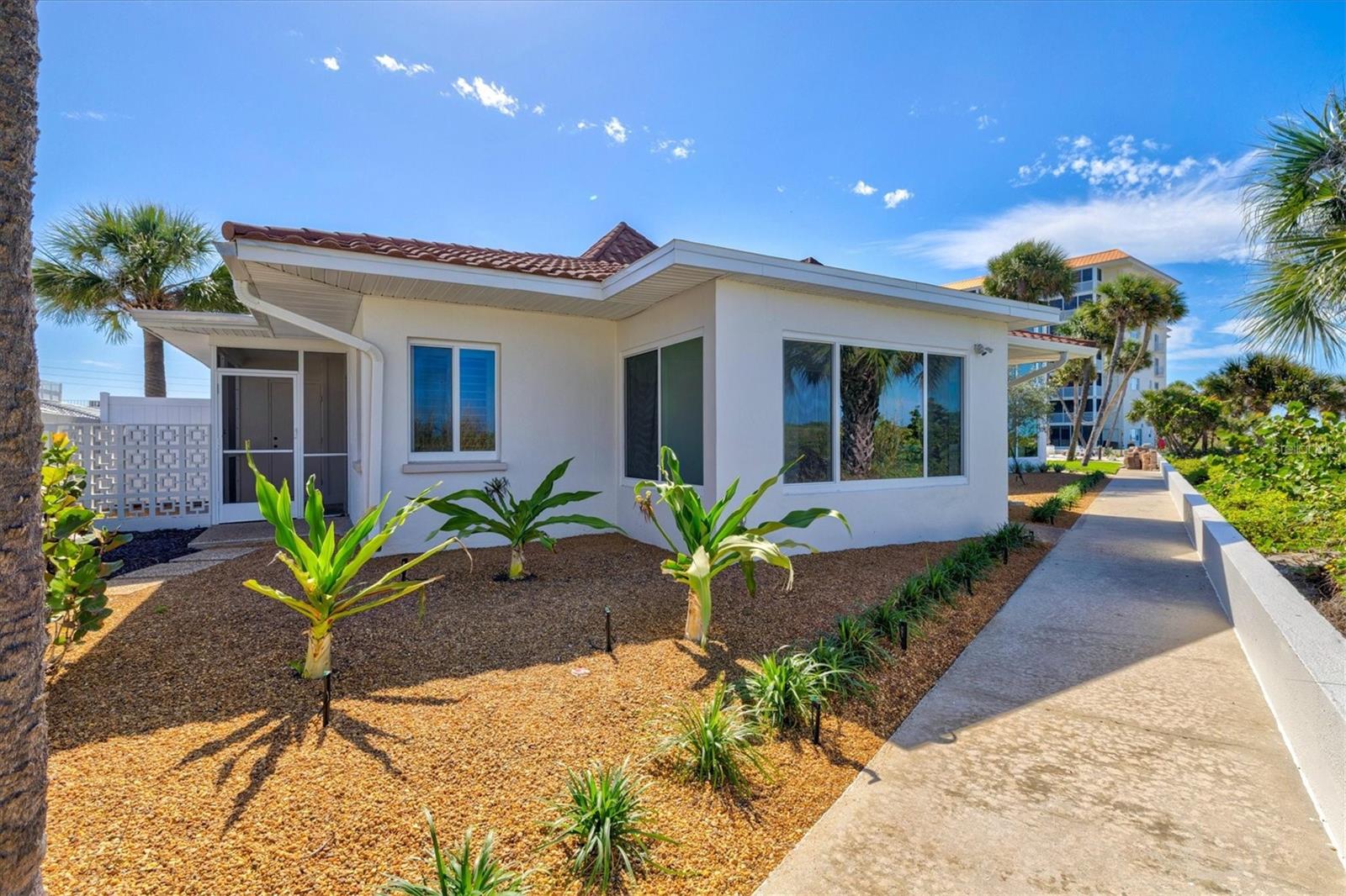 1200 TARPON CENTER DR #1, VENICE, FL, 34285