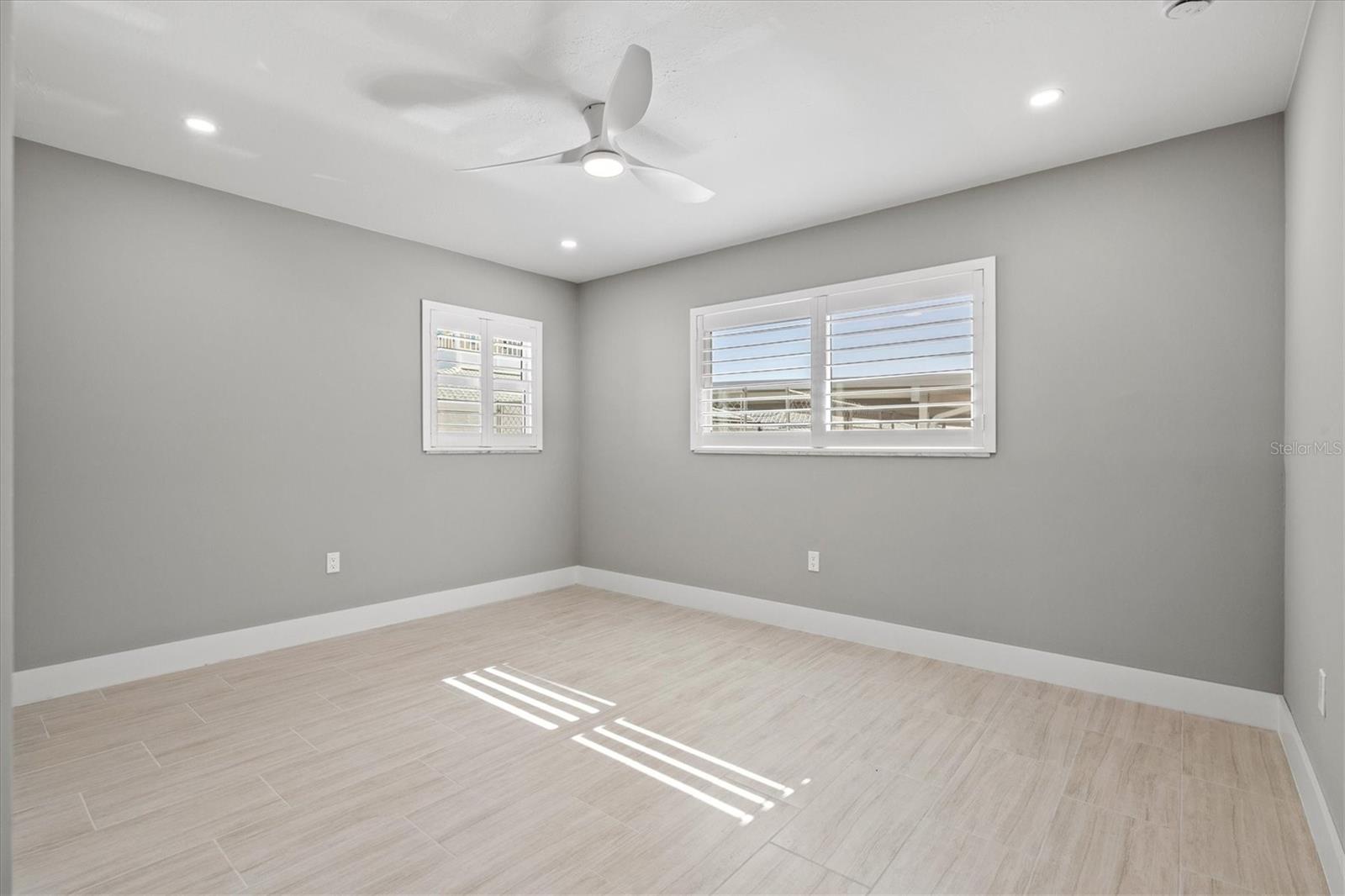 1200 TARPON CENTER DR #1, VENICE, FL, 34285