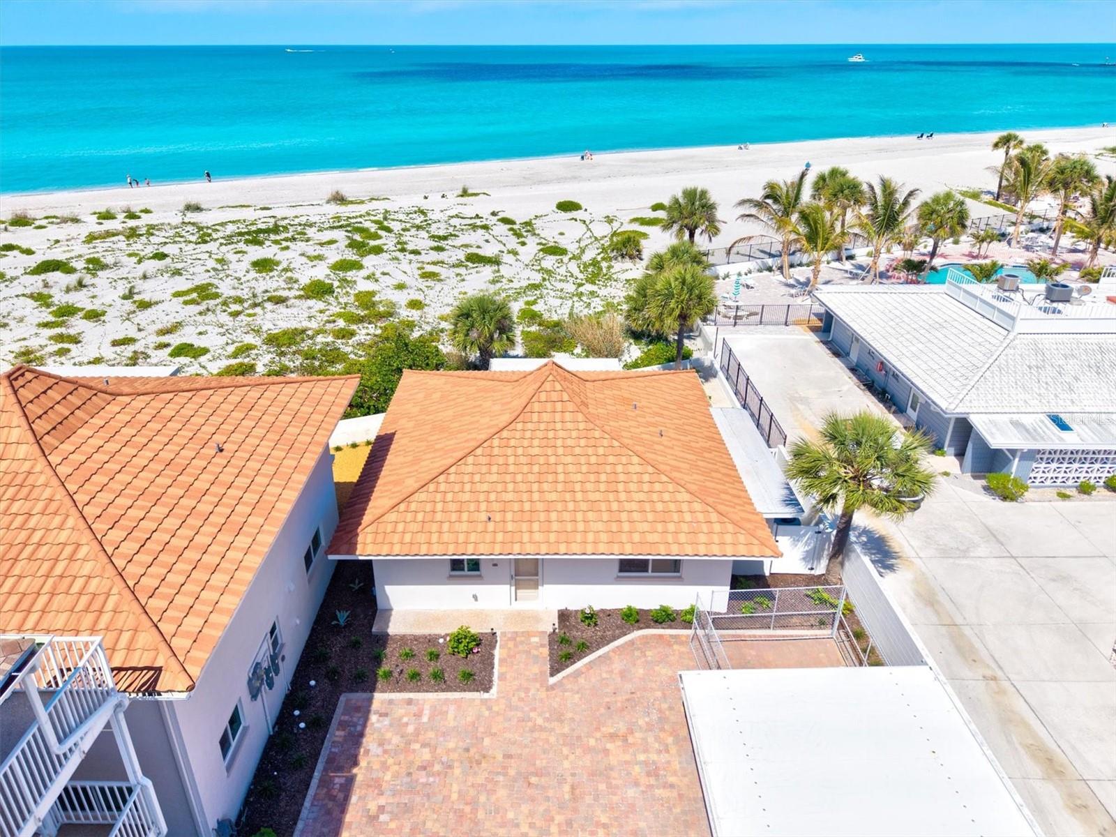 1200 TARPON CENTER DR #1, VENICE, FL, 34285