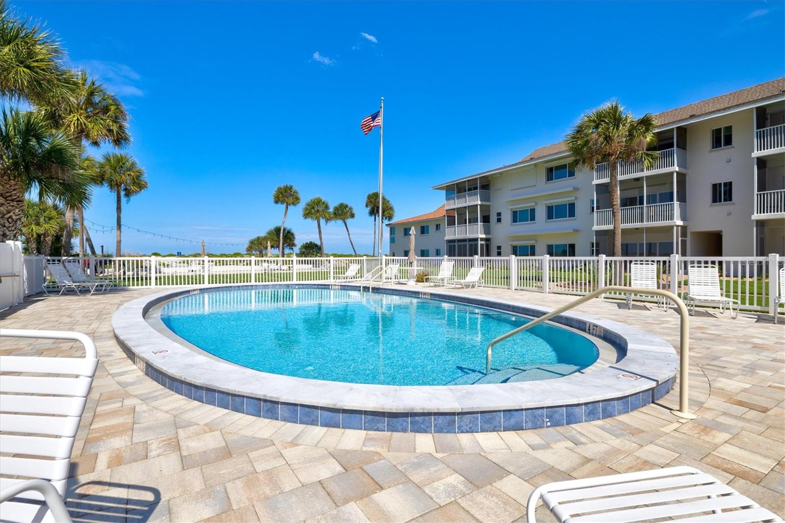 1200 TARPON CENTER DR #1, VENICE, FL, 34285