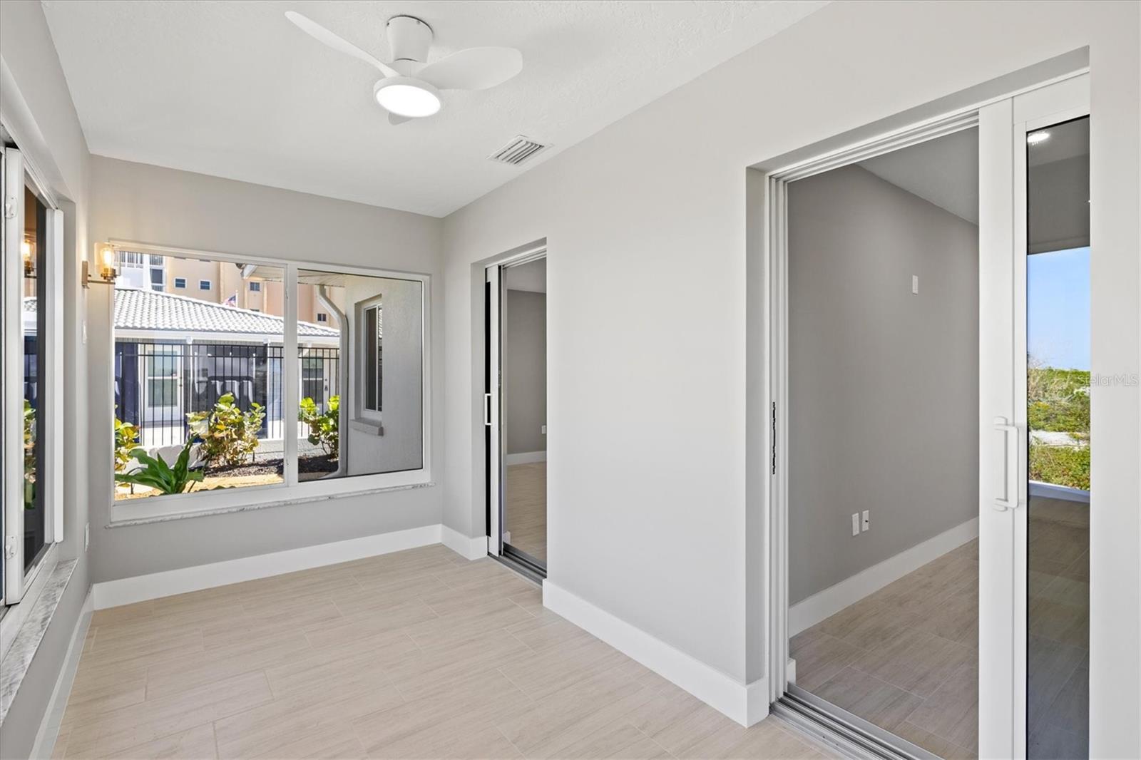 1200 TARPON CENTER DR #1, VENICE, FL, 34285