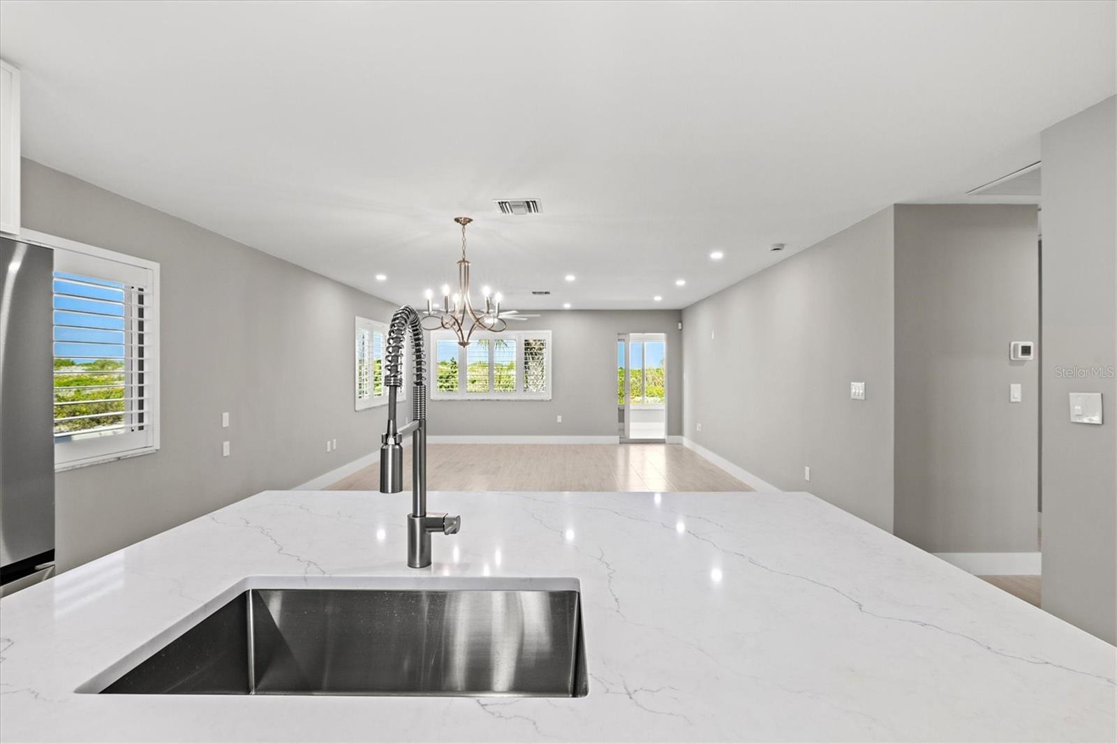 1200 TARPON CENTER DR #1, VENICE, FL, 34285