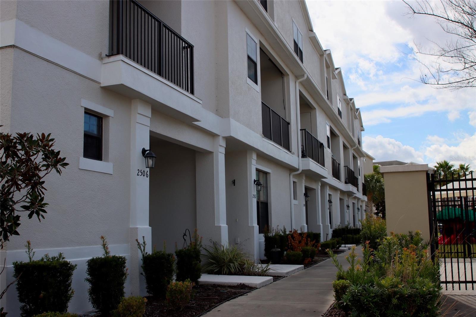 2506 JACQUELINE SUGLIO ALY, ORLANDO, FL, 32828