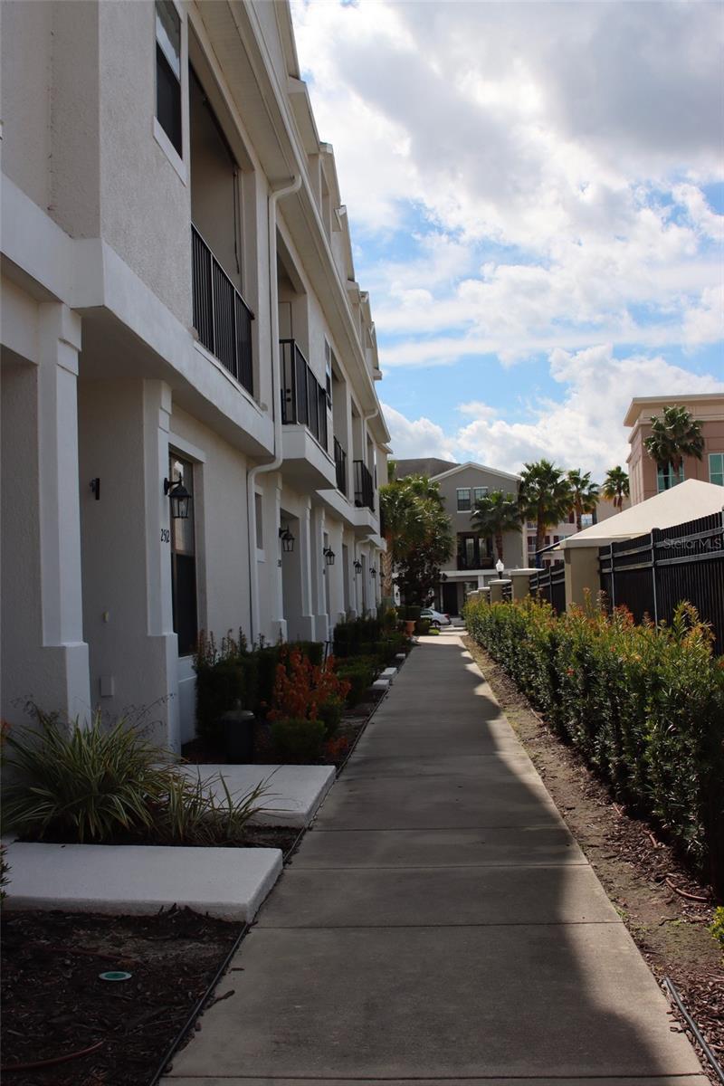 2506 JACQUELINE SUGLIO ALY, ORLANDO, FL, 32828