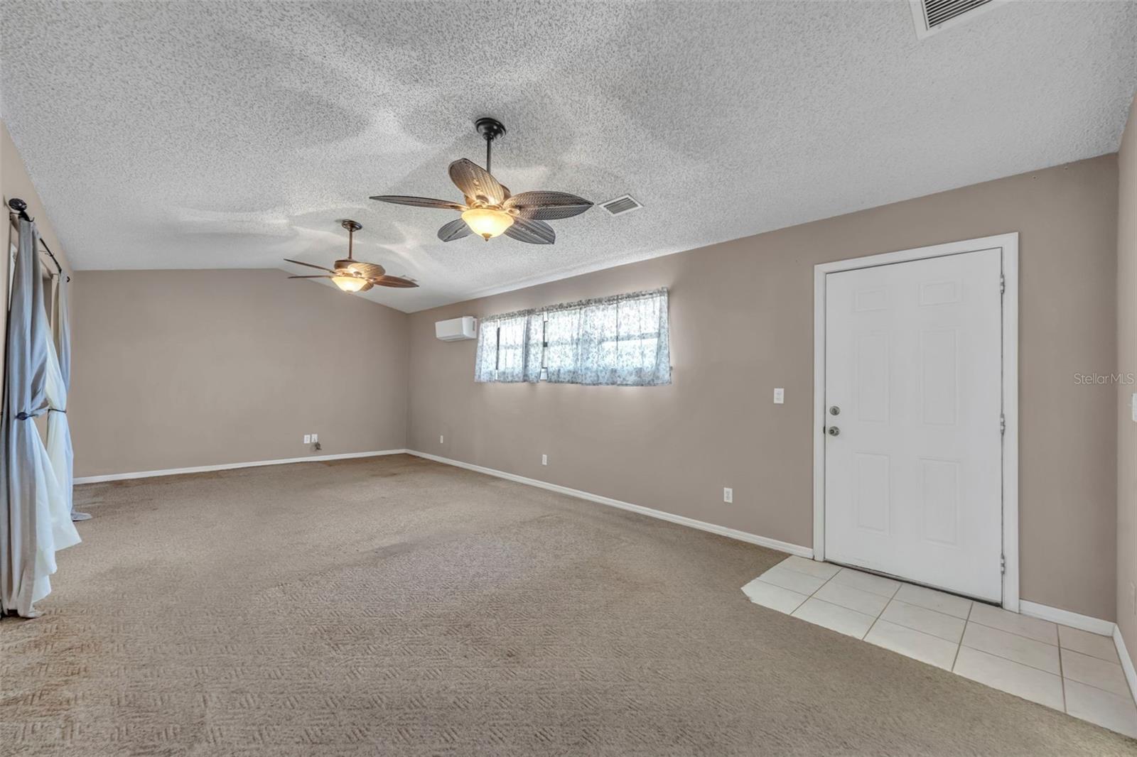 221 GRANDE VISTA ST, DEBARY, FL, 32713