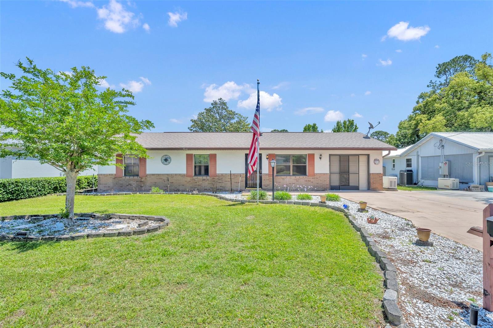 221 GRANDE VISTA ST, DEBARY, FL, 32713