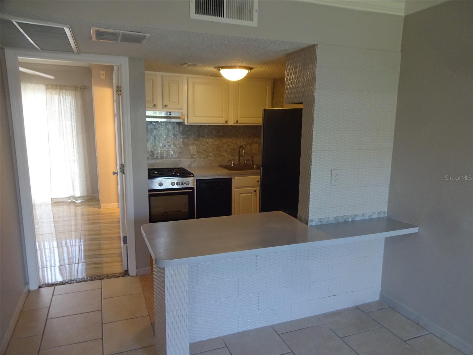 123 BLUE POINT WAY #100, ALTAMONTE SPRINGS, FL, 32701