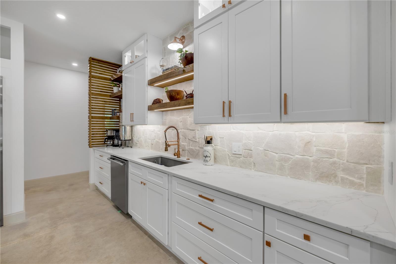 3211 SAXON DR, NEW SMYRNA BEACH, FL, 32169