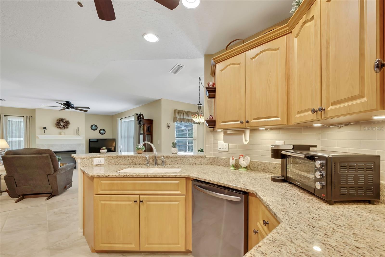 28 POPPY ST, HOMOSASSA, FL, 34446