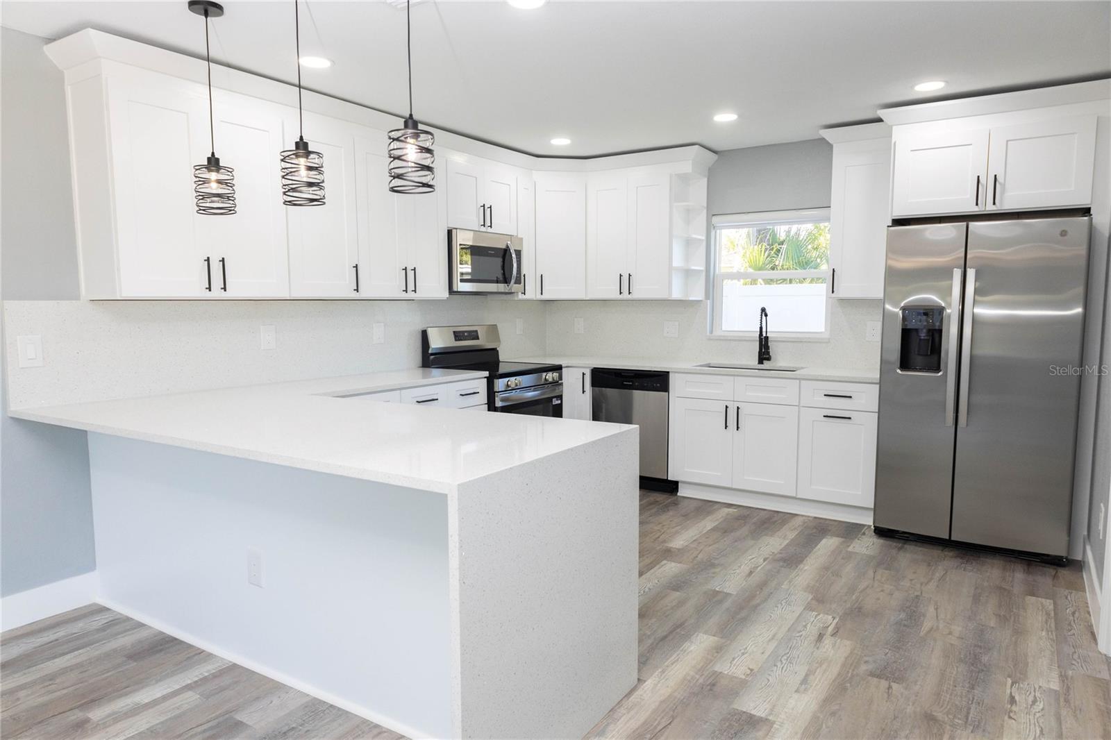 2710 W CYPRESS ST, TAMPA, FL, 33609