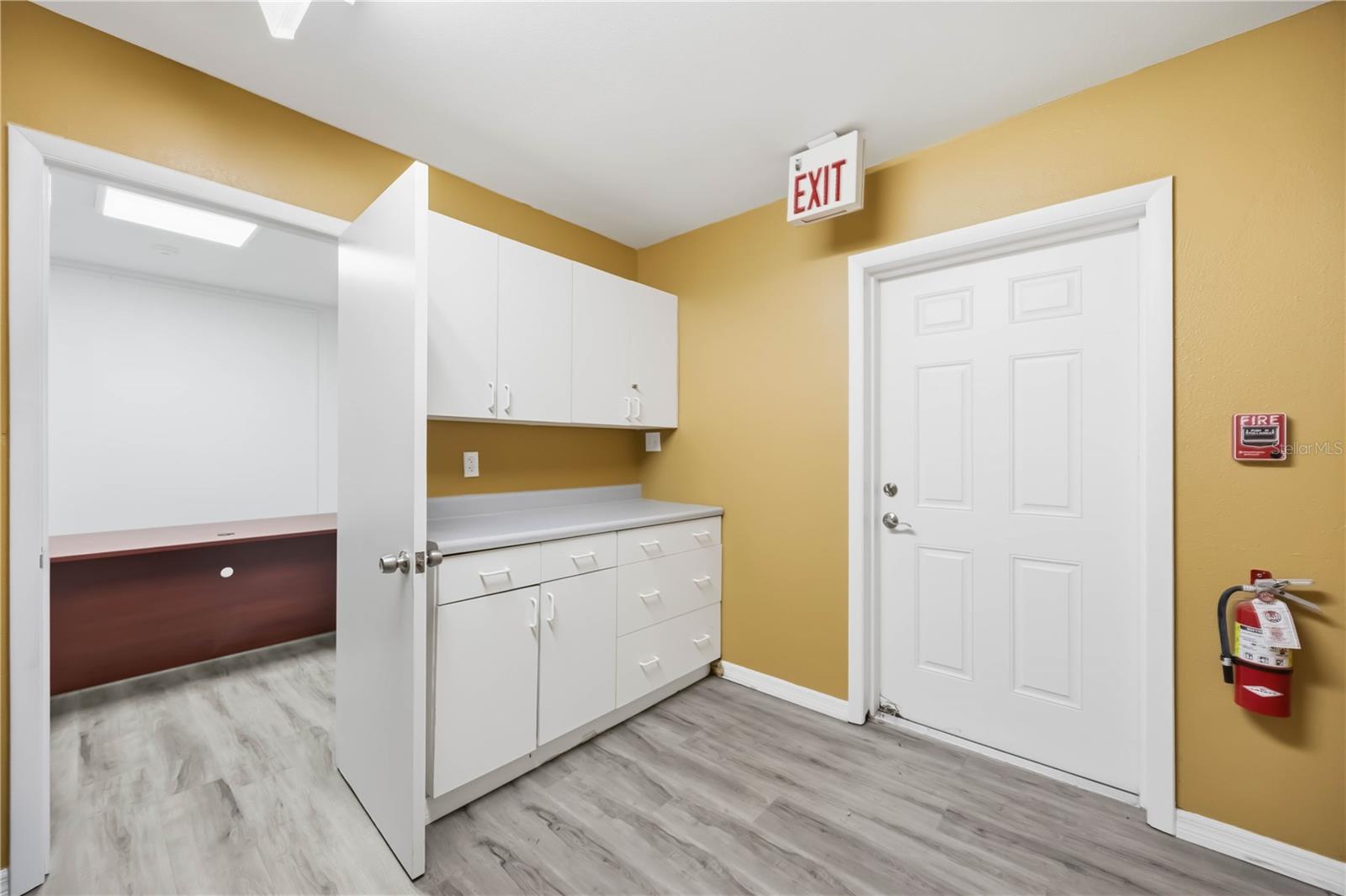 2061 ENGLEWOOD RD ## 1-7, ENGLEWOOD, FL, 34223