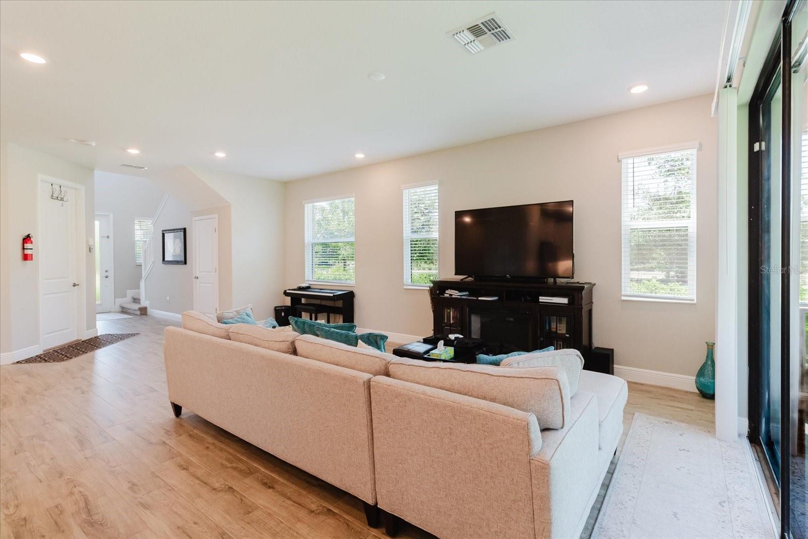 4531 ALMADA LN SE, WESLEY CHAPEL, FL, 33543