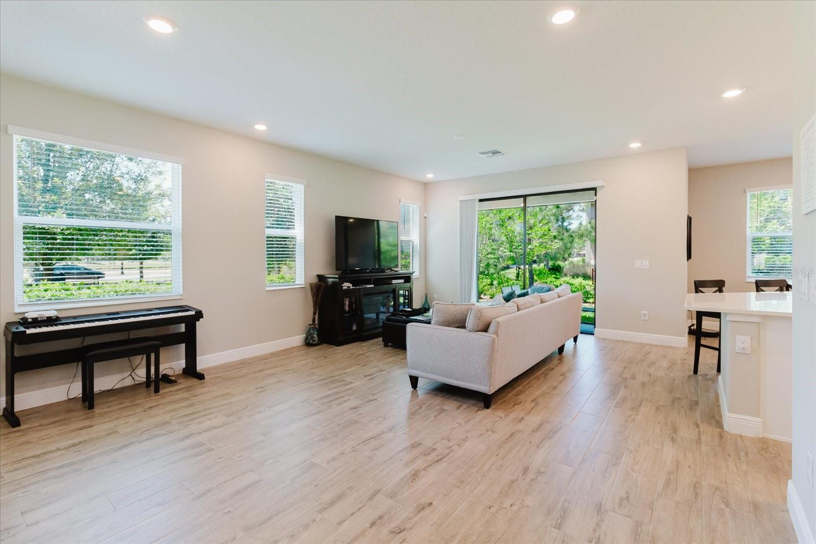 4531 ALMADA LN SE, WESLEY CHAPEL, FL, 33543