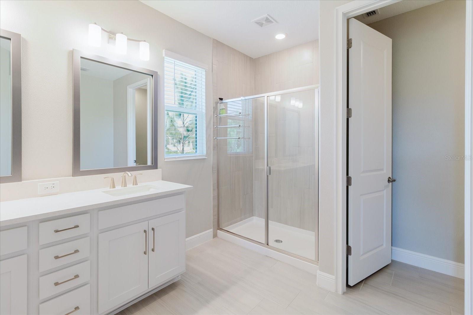 4531 ALMADA LN SE, WESLEY CHAPEL, FL, 33543