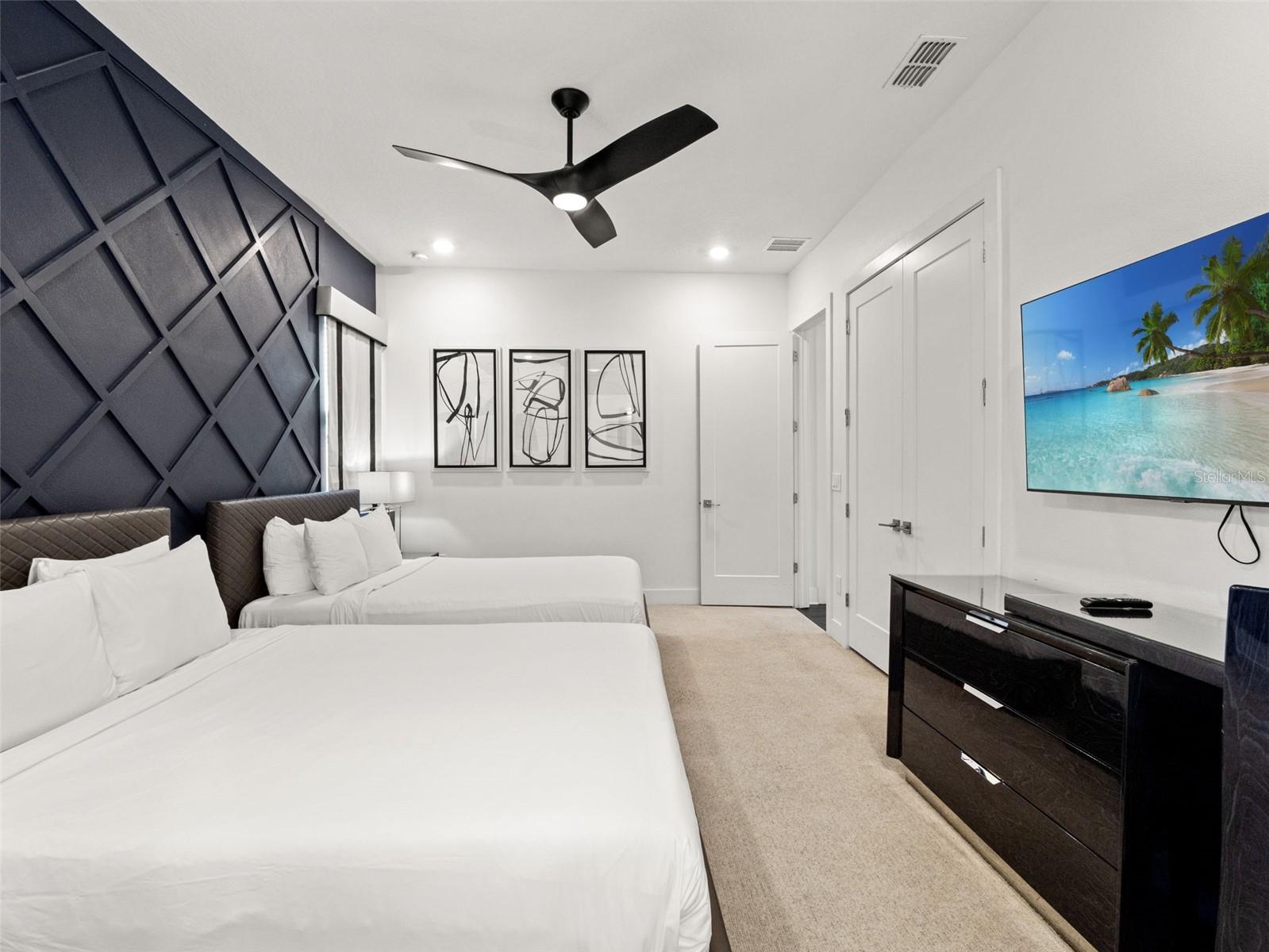 2021 OAK CREEK LOOP, DAVENPORT, FL, 33837