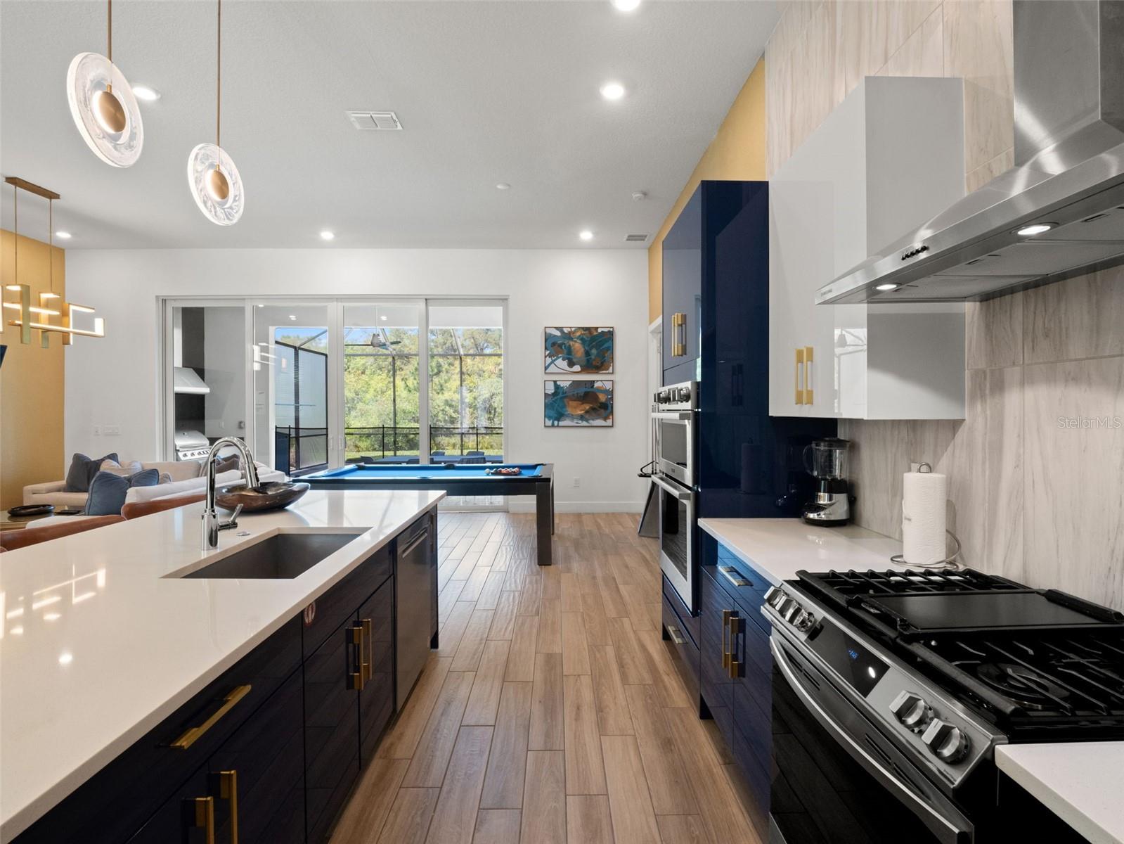 2021 OAK CREEK LOOP, DAVENPORT, FL, 33837