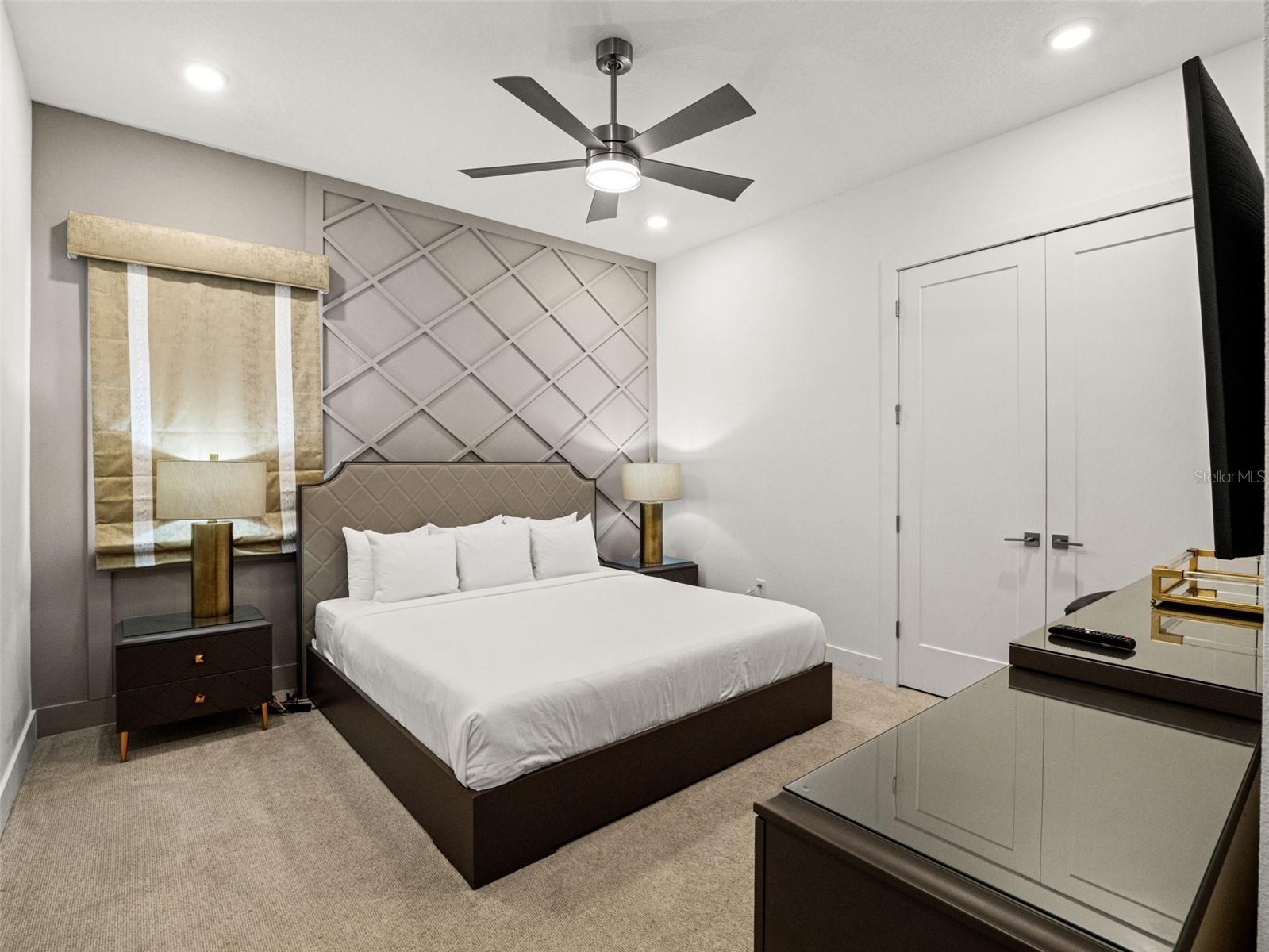 2021 OAK CREEK LOOP, DAVENPORT, FL, 33837