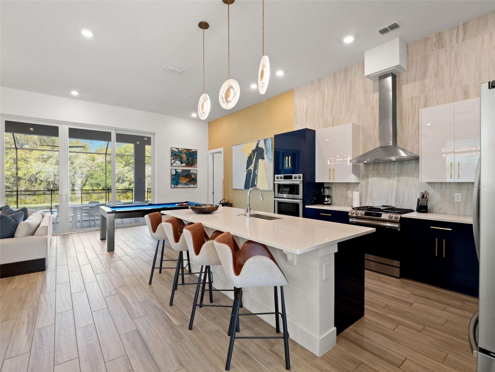 2021 OAK CREEK LOOP, DAVENPORT, FL, 33837