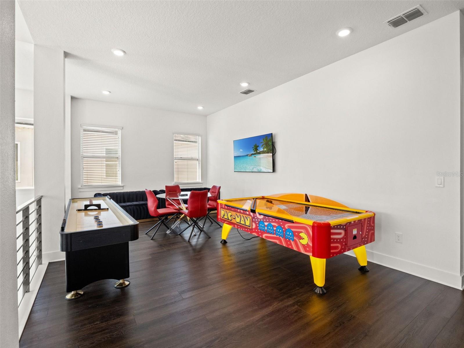 2021 OAK CREEK LOOP, DAVENPORT, FL, 33837