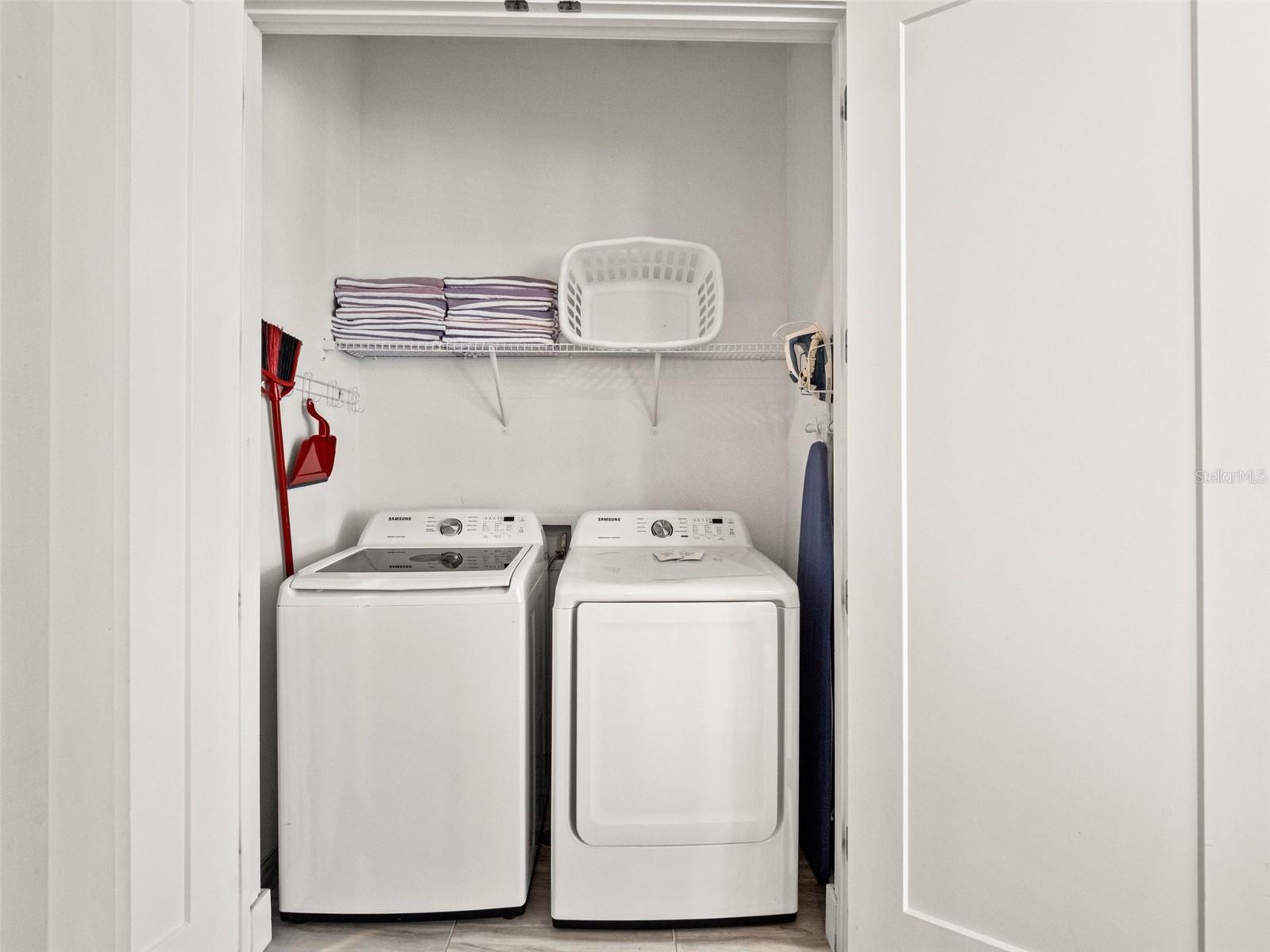 2021 OAK CREEK LOOP, DAVENPORT, FL, 33837