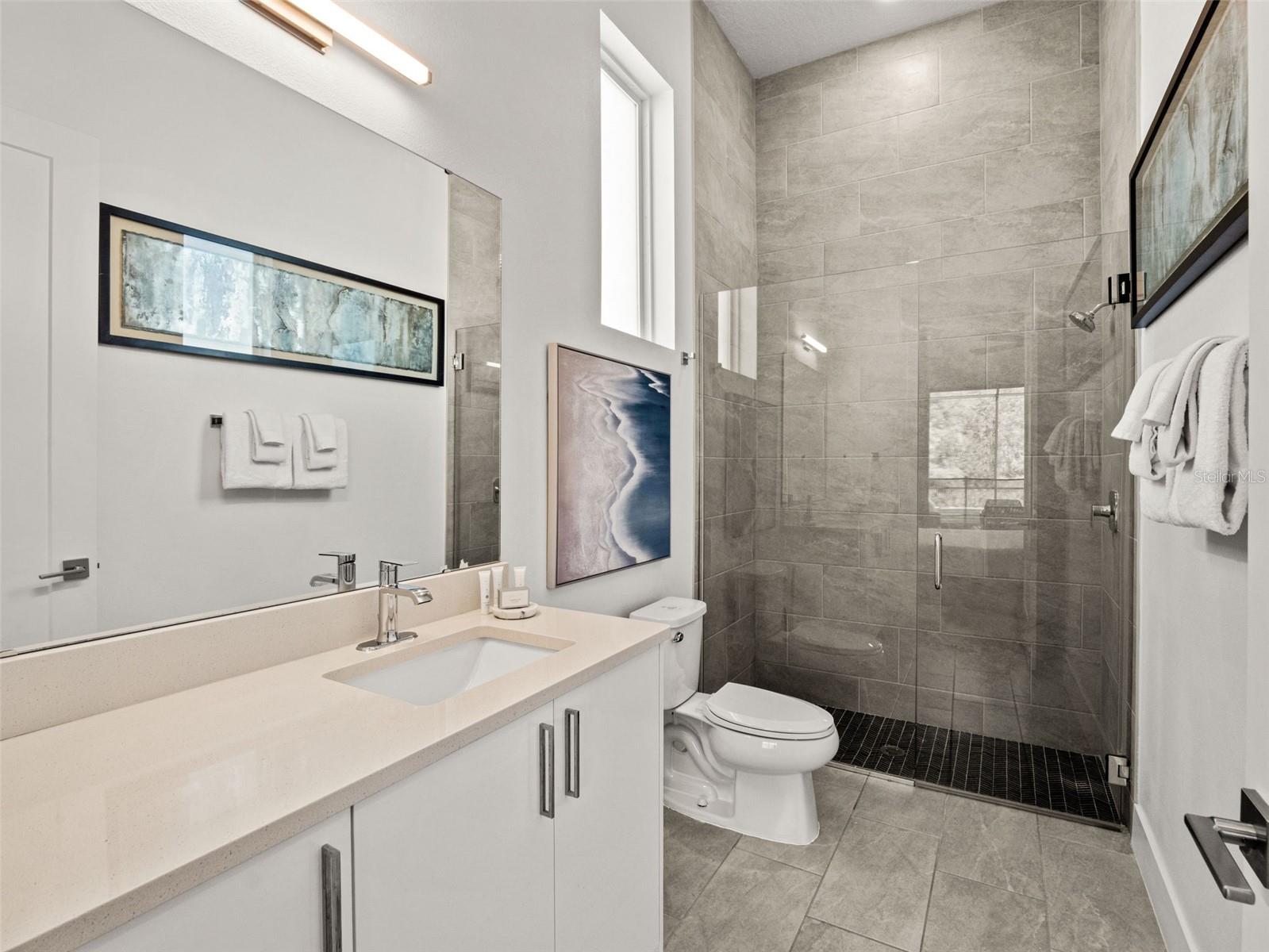 2021 OAK CREEK LOOP, DAVENPORT, FL, 33837