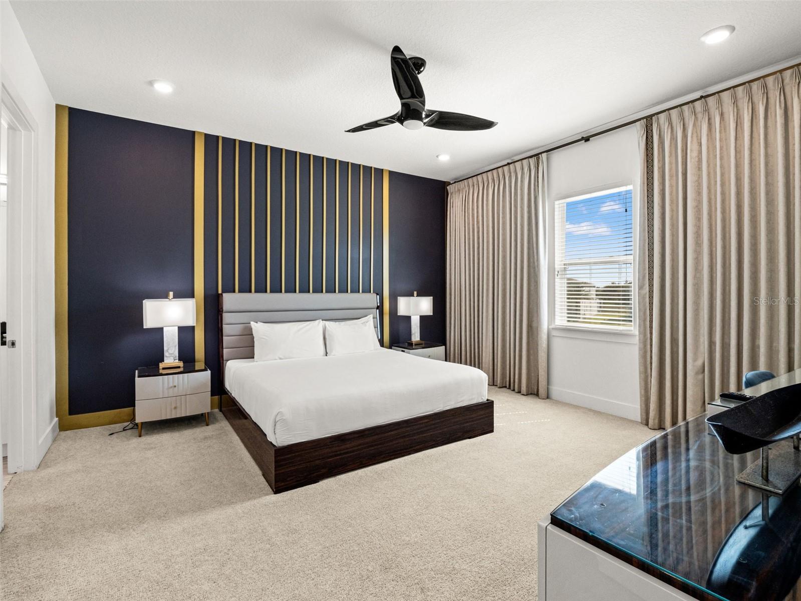 2021 OAK CREEK LOOP, DAVENPORT, FL, 33837