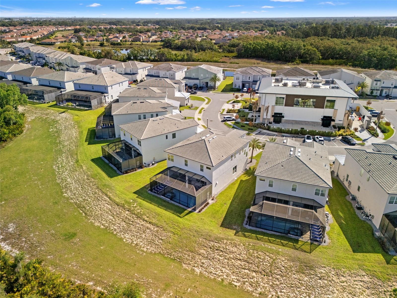 2021 OAK CREEK LOOP, DAVENPORT, FL, 33837