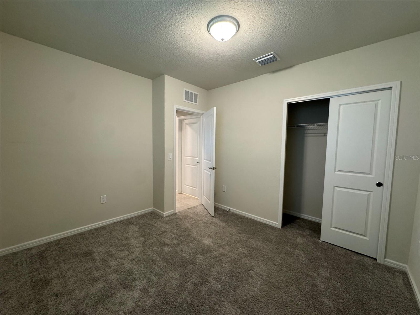 2102 CHARMING AVE AVE, DAVENPORT, FL, 33896