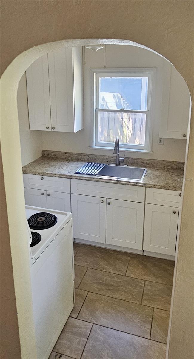 2919 DARTMOUTH AVE N, ST PETERSBURG, FL, 33713