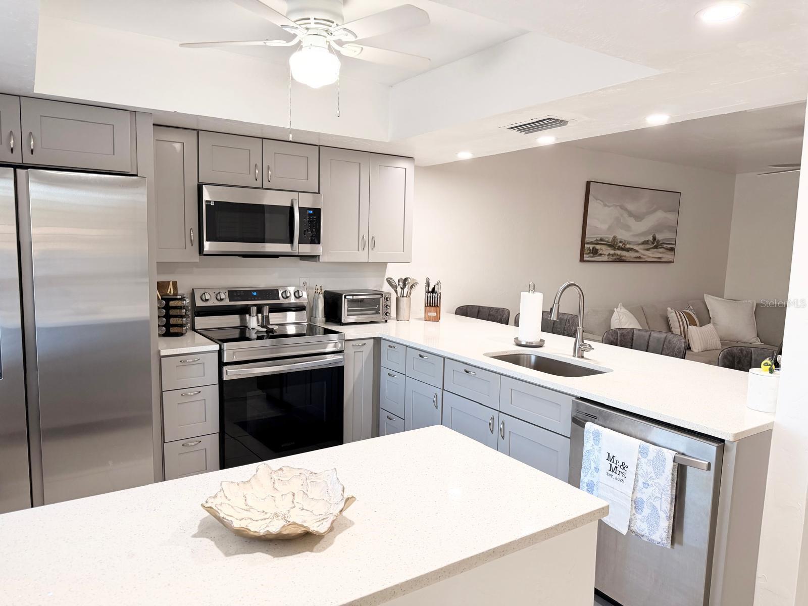 5027 SW 16TH PL #102, CAPE CORAL, FL, 33914